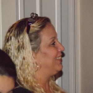 Meet your Posher, Lorie